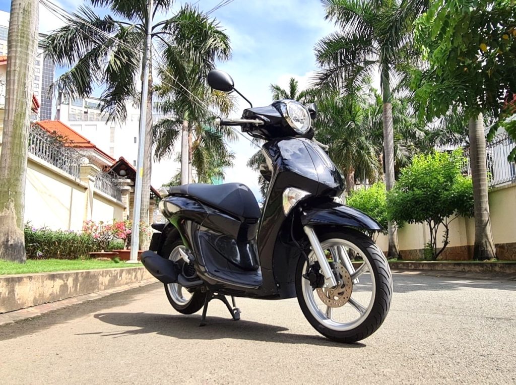 Yamaha Janus standard 2022 motorbike for rent saigon