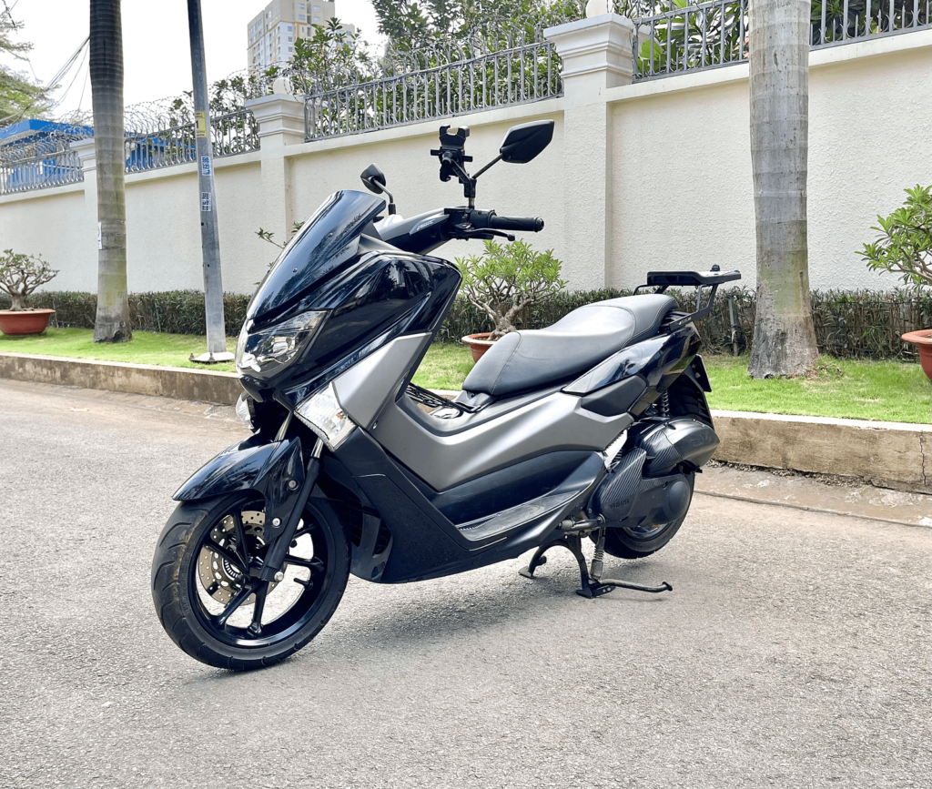 Yamaha NMAX 2020 black front side view 3 Vietnam The Extra Mile Rental Motorbike Ho Chi Minh City